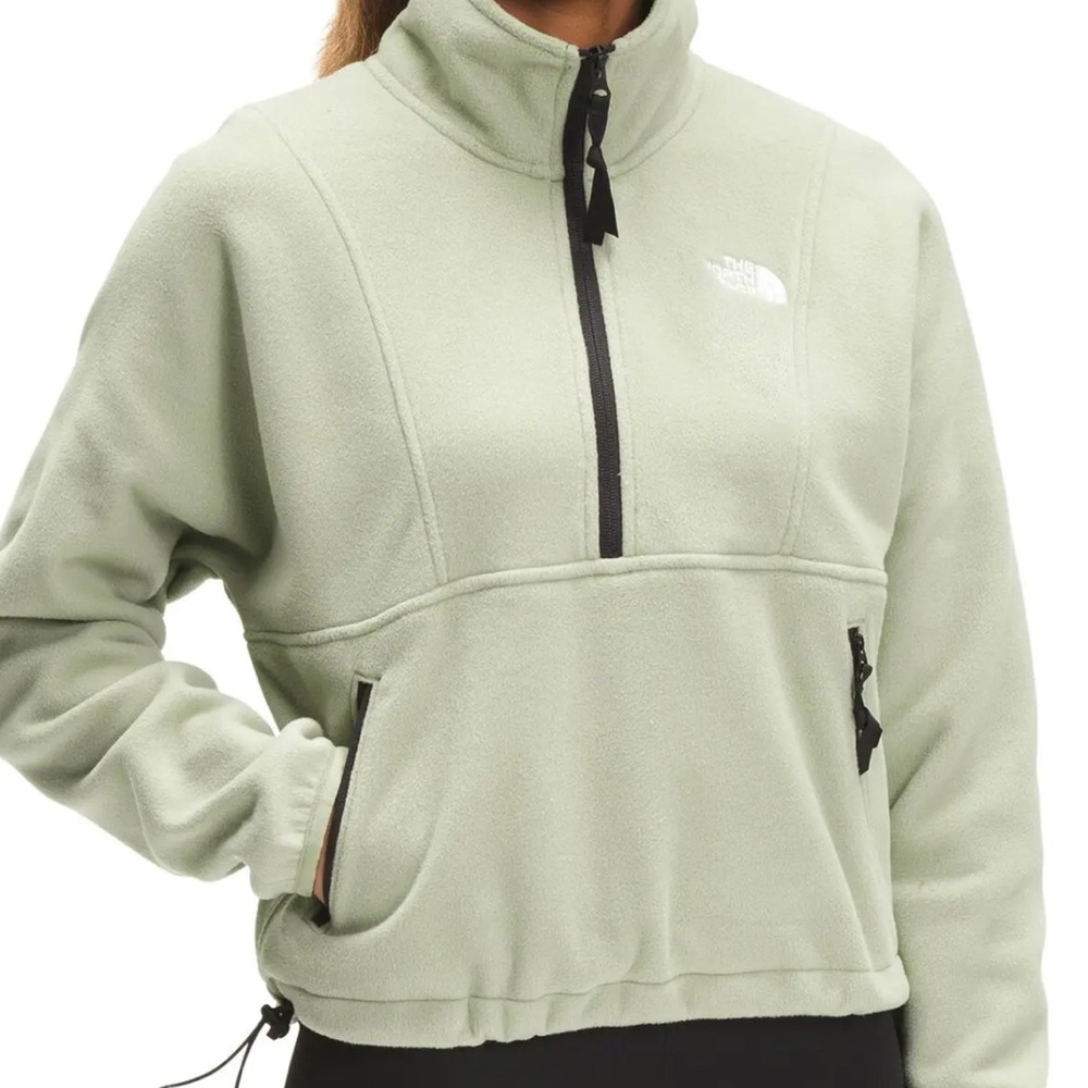 The North Face Women's Light Green Fleece Pullover